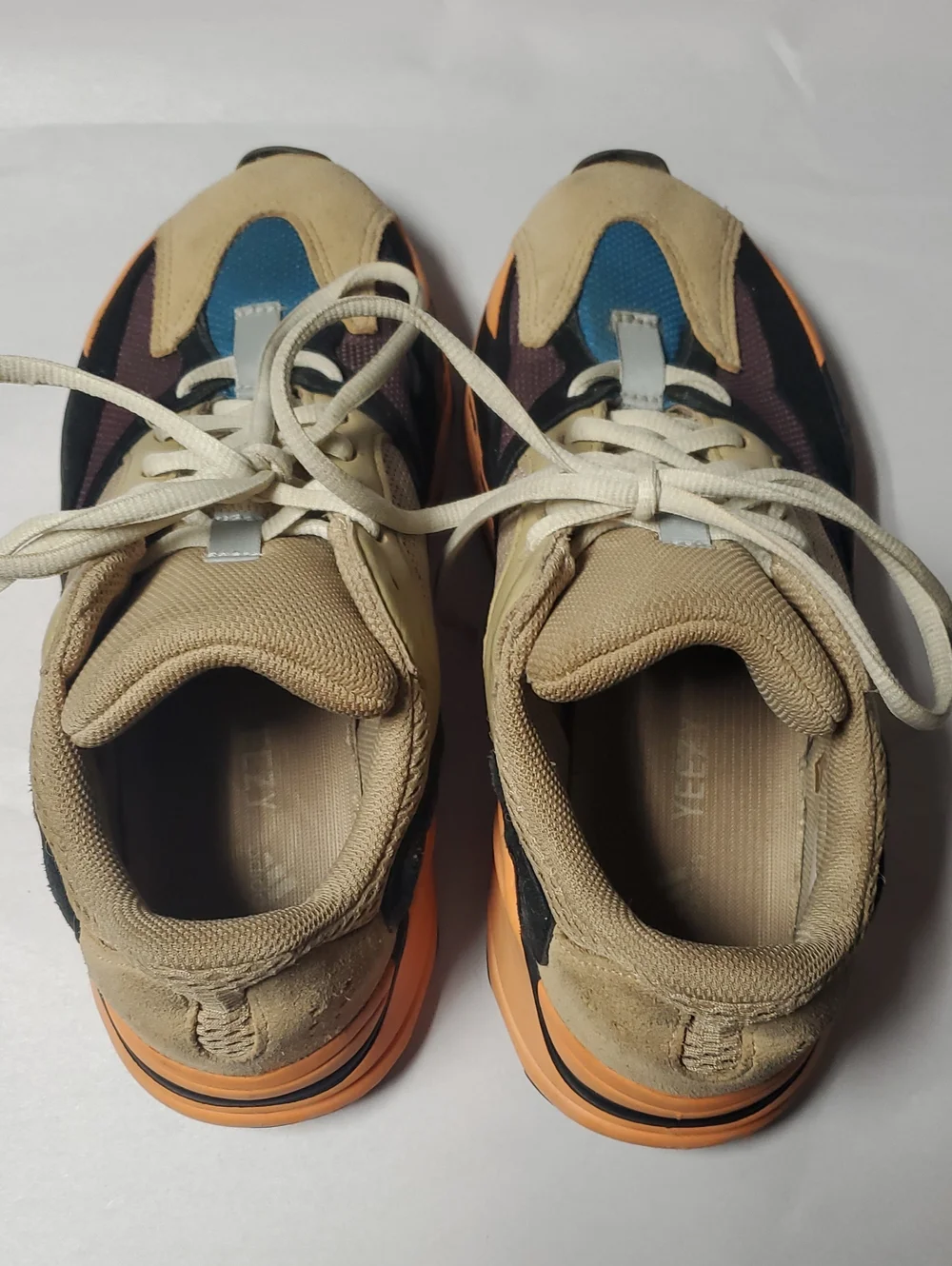 Adidas Yeezy Boost 700 Enflame Amber Size 6.5 Mens Streetwear Athleisure GW0297